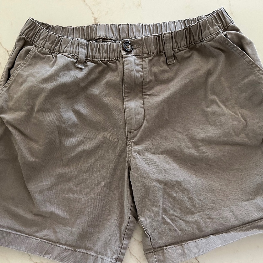 Chubbies Mens Large Originals Shorts 7" Inseam (gray)